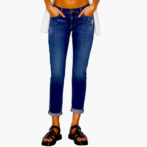 FRAME Le Garçon High-Rise Slightly Distressed Jeans - 30 - Picture 16 of 17